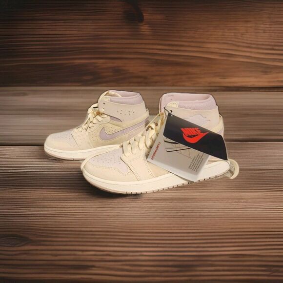 Size 7.5 - Air Jordan 1 Zoom Comfort 2 High Muslin Plum Chalk W - Picture 3 of 7